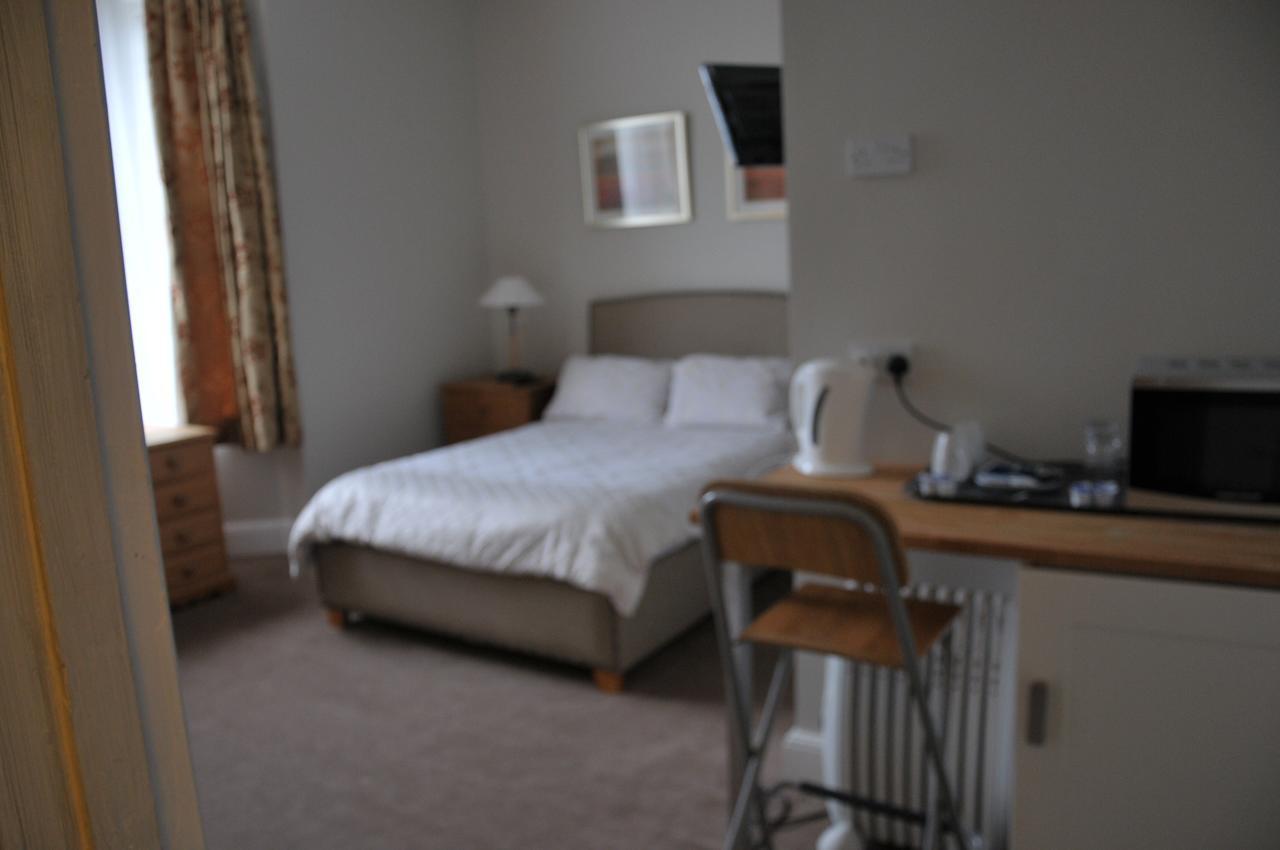 Westham Bed & Breakfast วอร์ริก ภายนอก รูปภาพ
